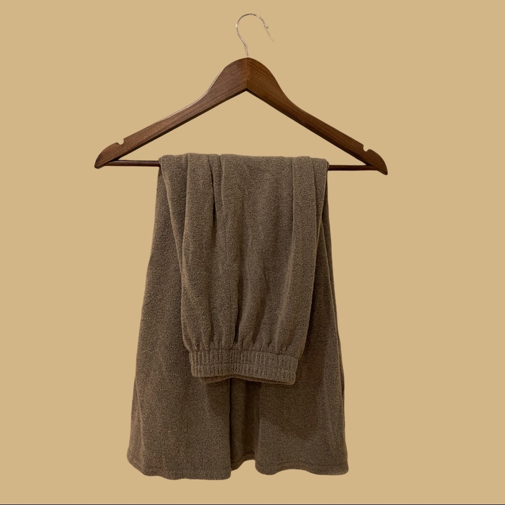 Long, beige skirt